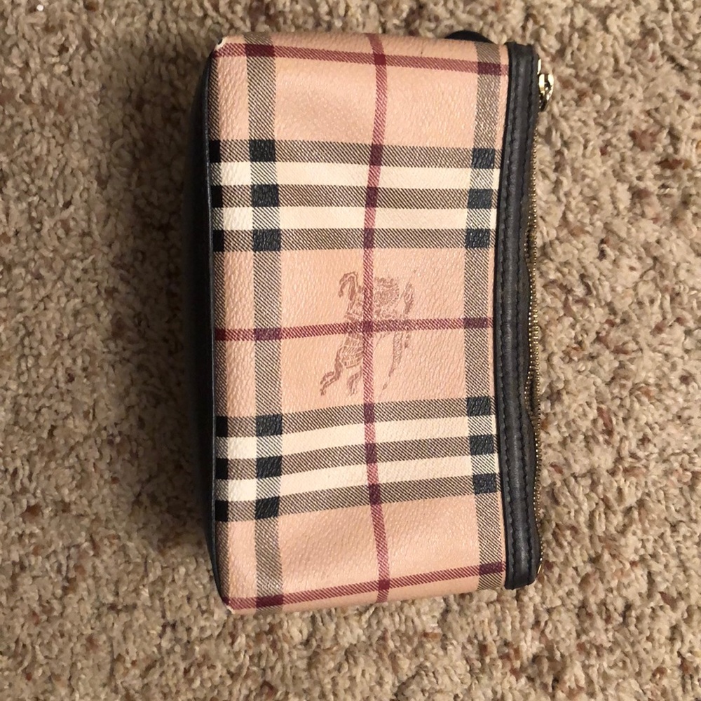 Makeup bag